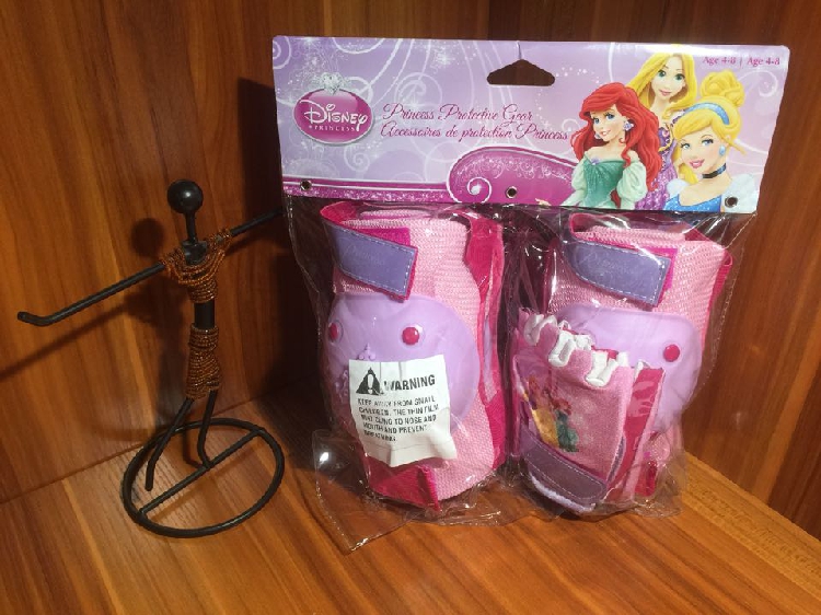Hoa Kỳ nhập khẩu BELL trẻ em và thanh thiếu niên Disney Công Chúa thể thao miếng đệm đầu gối khuỷu tay trượt băng bảo vệ bộ bánh răng miếng bó đầu gối