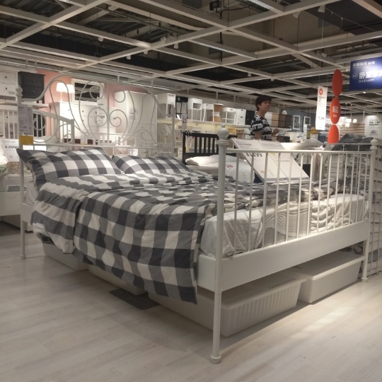 IKEA Nanjing IKEA domestic purchase Lylevik bed frame 180*200 cm 150 double bed wrought iron