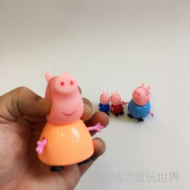 Pig Peggy Bánh Trang trí Đồ chơi Nhà Gia đình Bốn Mười Đối tác Nhỏ Phim hoạt hình Búp bê nhựa 103 xe hơi đồ chơi