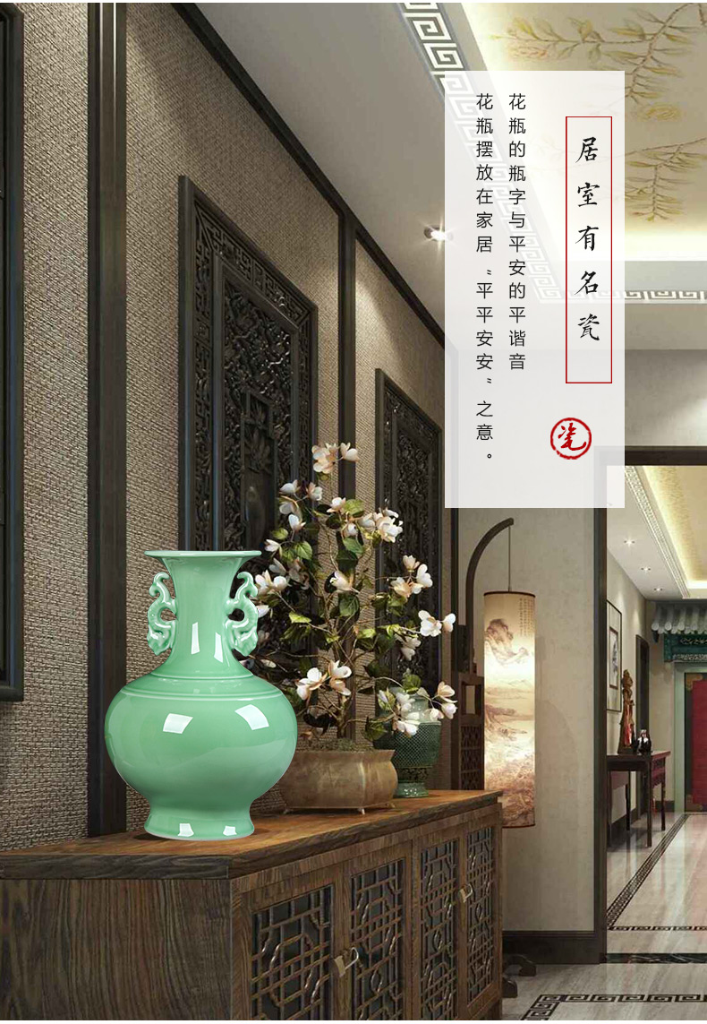 Jingdezhen ceramics pure manual shadow blue glaze ears vases, flower arranging rich ancient frame sitting room adornment is placed