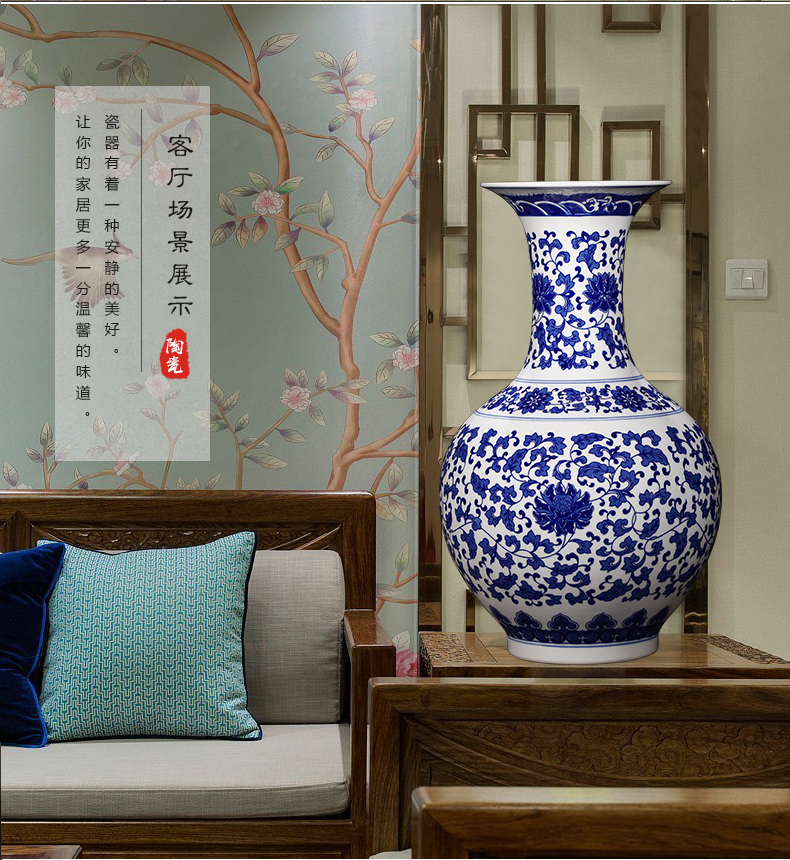 Blue and white porcelain of jingdezhen ceramics of large vases, flower arrangement of Chinese style living room TV ark of tea table decorations furnishing articles