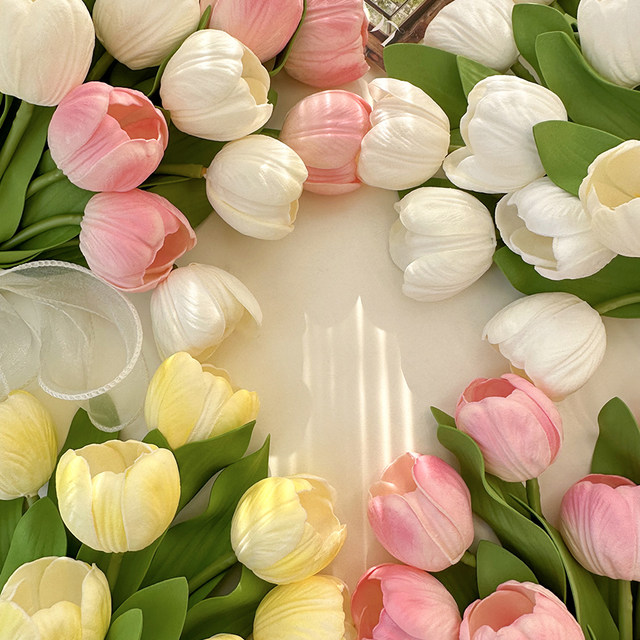 ins tulip ດອກໄມ້ທຽມຕົບແຕ່ງຊັ້ນສູງຫ້ອງຮັບແຂກຕາຕະລາງ dining ດອກໄມ້ປອມຊັ້ນສູງຄວາມຊຸ່ມຊື່ນມີຄວາມຮູ້ສຶກ bouquet props ຮູບພາບ
