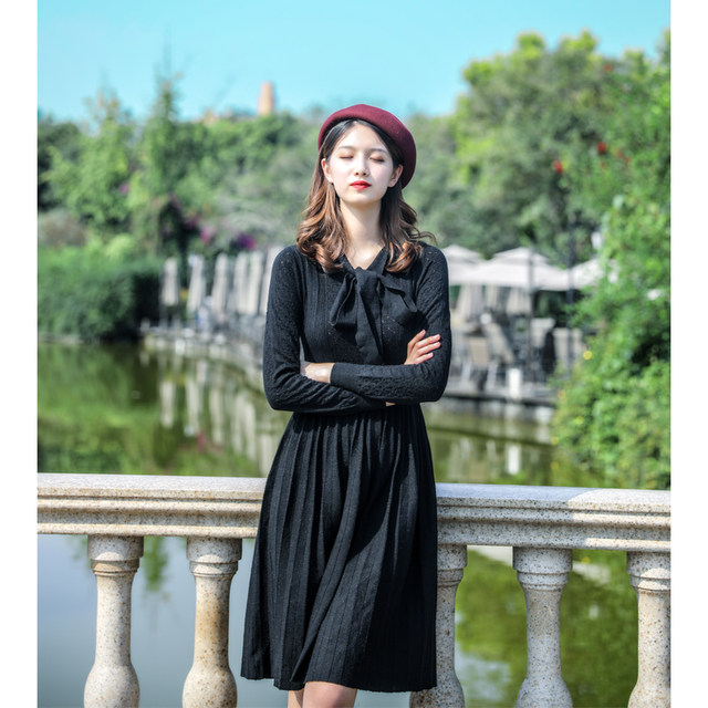 Autumn new long-sleeved knitted dress retro mid-length bottoming skirt slim slimming bow goddess skirt