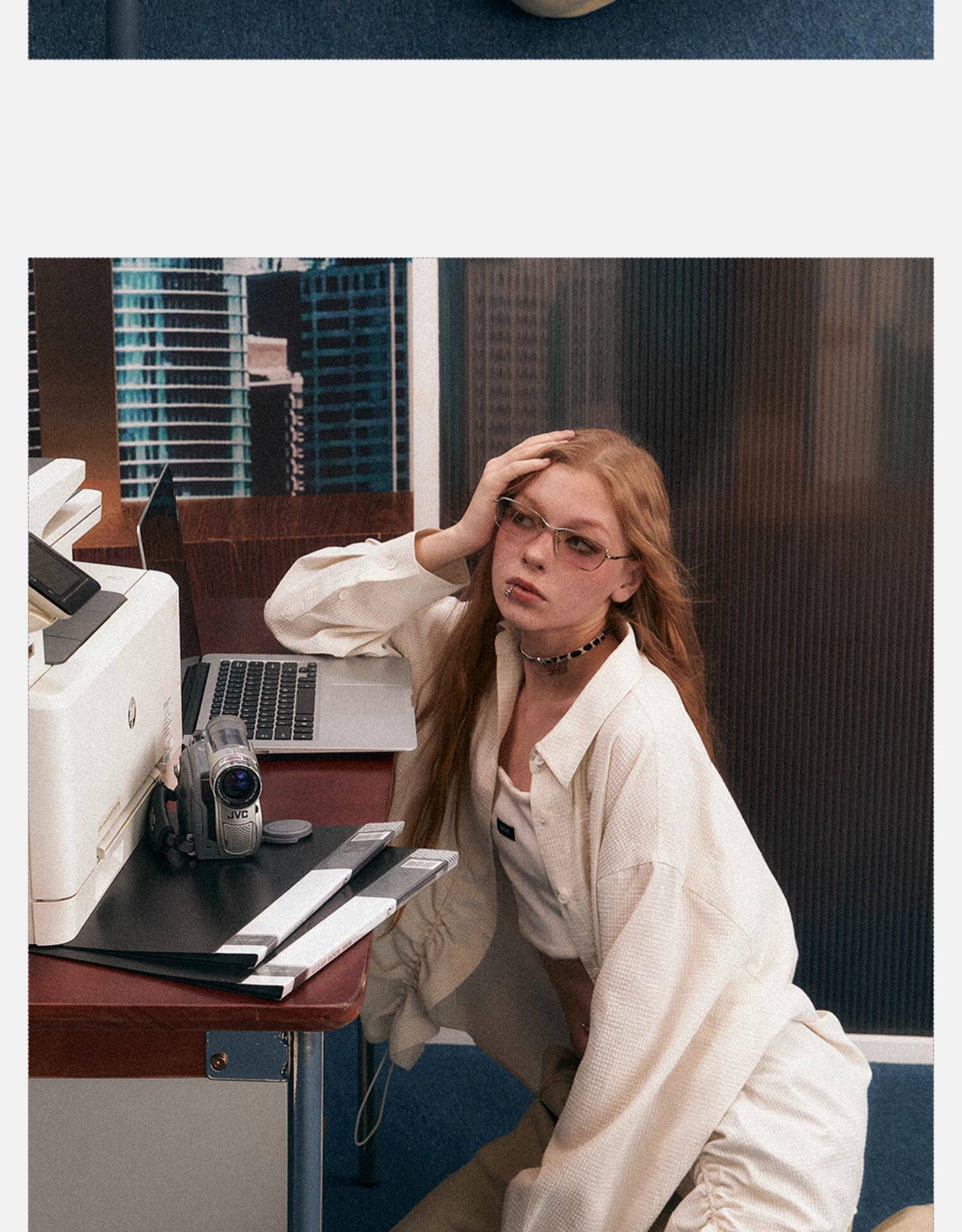 EZEK рубашка женские модели 2025 новый взрыв моделей Ранняя весна уникальный супер хороший смотреть куртка темперамент полоса накладки пальто женщина 