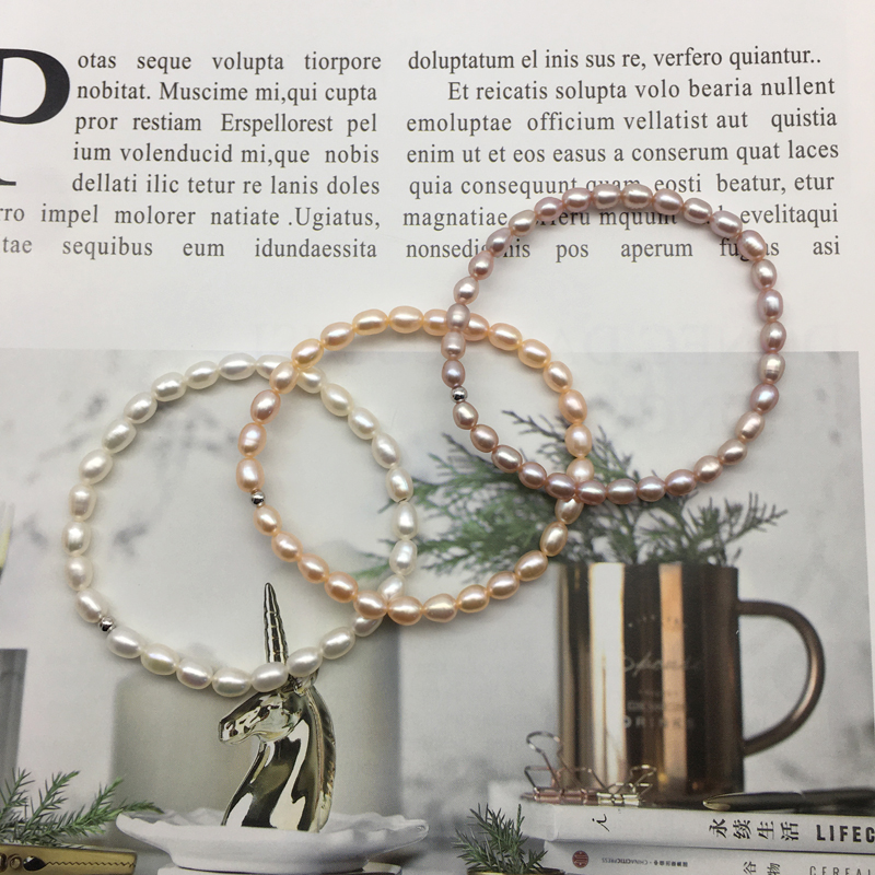 The store manager's super recommendation: millet grain natural pearl bracelet simple and versatile small fresh elastic silver beads of good quality