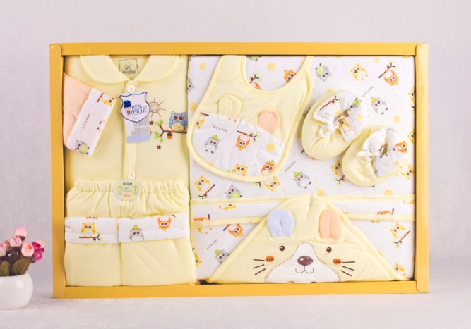 Coffret cadeau pour bébé - Vêtements + Accessoires 3953 5002 3991 - Ref 1954124 Image 38