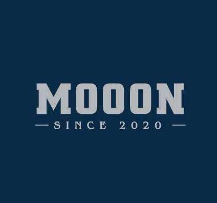 MOOON