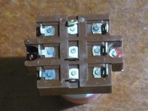 In the 1970s the new three-ring brand silver contact high-reliability instrument KN3-1 2-speed 3-group switch