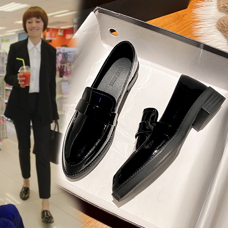 Loafers for Women 2026 New Model Tang Jing Same Style Genuine Leather Black Pointed Toe Single Shoes Work Shoes British Style Small Leather Shoes