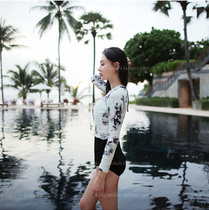 South Koreas new print retro temperament bikini gather long sleeve sunscreen conjoined Conservative belly hot spring swimsuit women