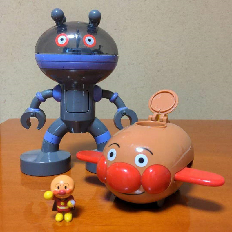 Japan's original Loaded Bread Superman Model models Robot Wars More than a year old hands with a Pendulum Gift Toy Now