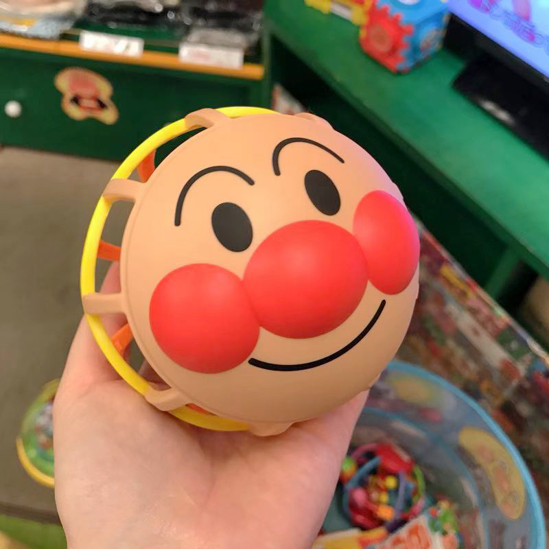 Spot Japanese original bread superman baby child pinch hole hand grip ball puzzle early education toy 2 months