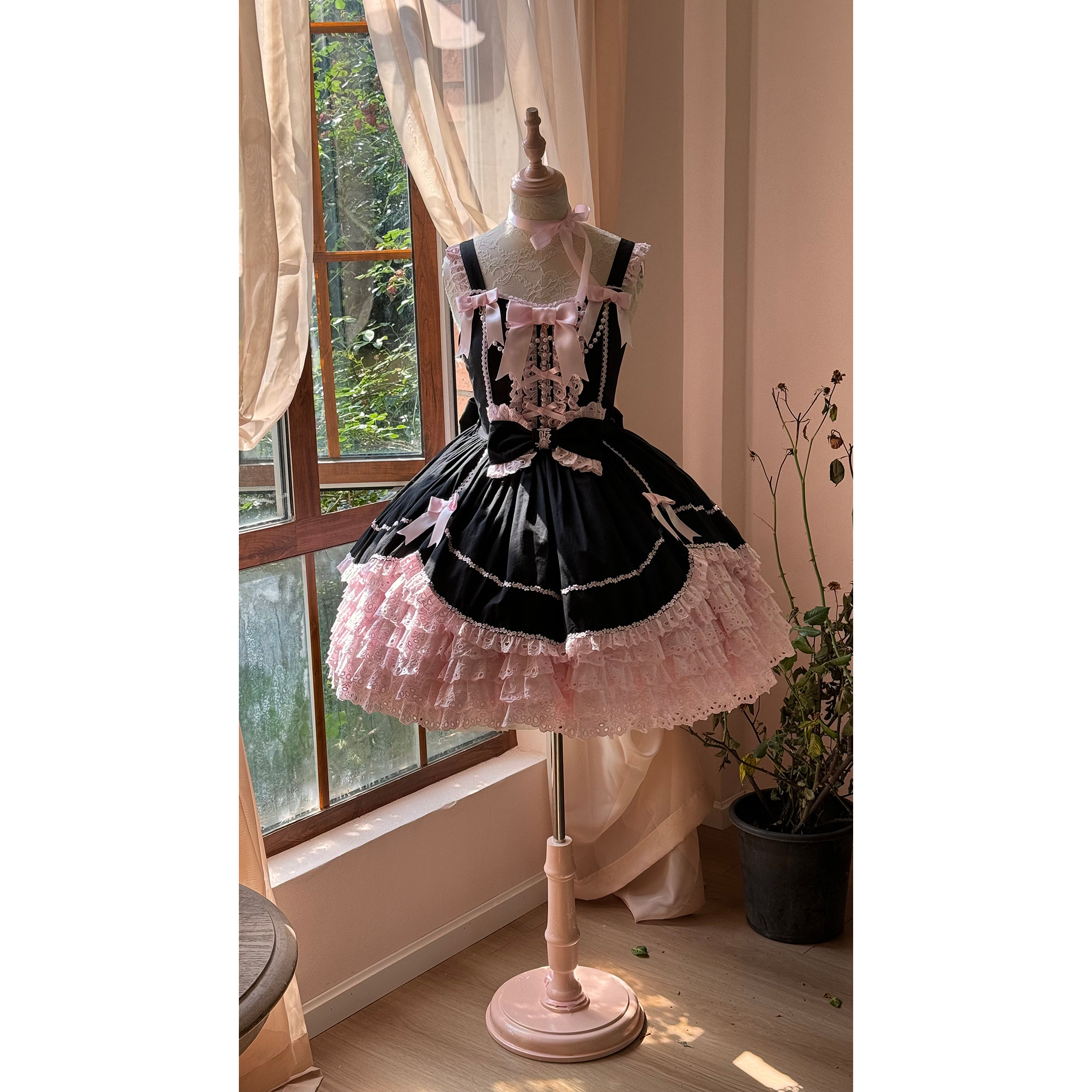 2026春季流行：初恋缎带洛丽塔，囧喵LOLITA出租蓝色粉色款到底哪个更适合你？