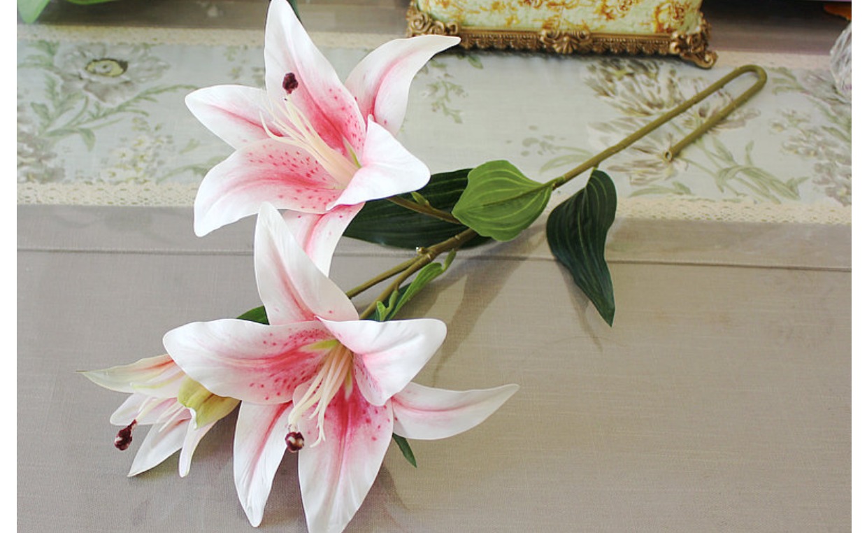 2 cảm giác đơn mô phỏng bó hoa lily trang trí phòng khách trang trí hoa giả cắm hoa trang trí hoa nhựa - Hoa nhân tạo / Cây / Trái cây giả hạc