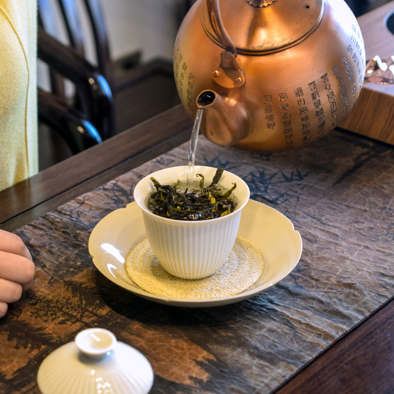 2022 High Alpine First mining Phoenix Single-fir Ducks Shit Cilantide upland single Cong oolong tea leaves Qingxiang 250 gr gift boxes