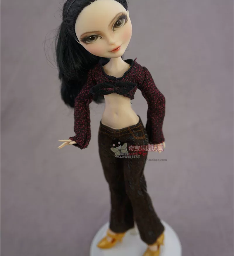 Одежда для кукол (Monster High) третья волна — одиночные костюмы, разные цвета