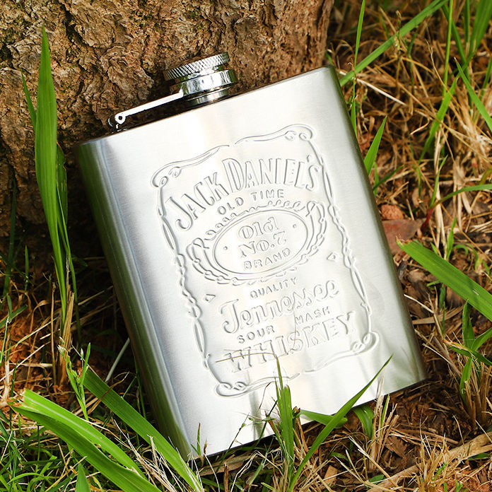 7 oz stainless steel jug Carry-on outdoor portable wine jug wine bottle stainless steel flat wine jug mini wine set