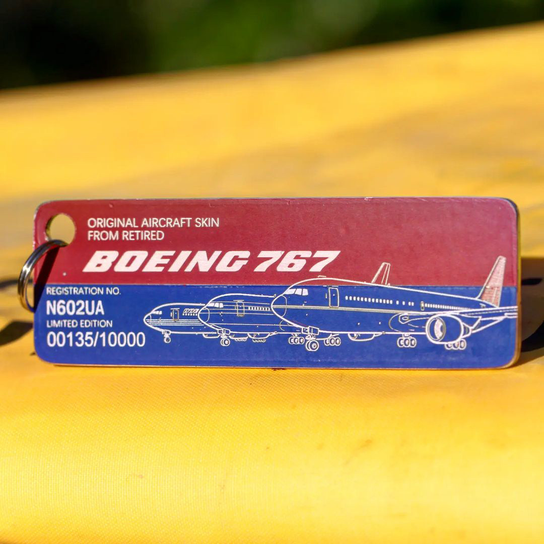 Брелок для ключей Airlinertags Limited Багажная бирка Boeing 747 Airbus A380 Памятная подвеска из кожи самолета Изображение 1