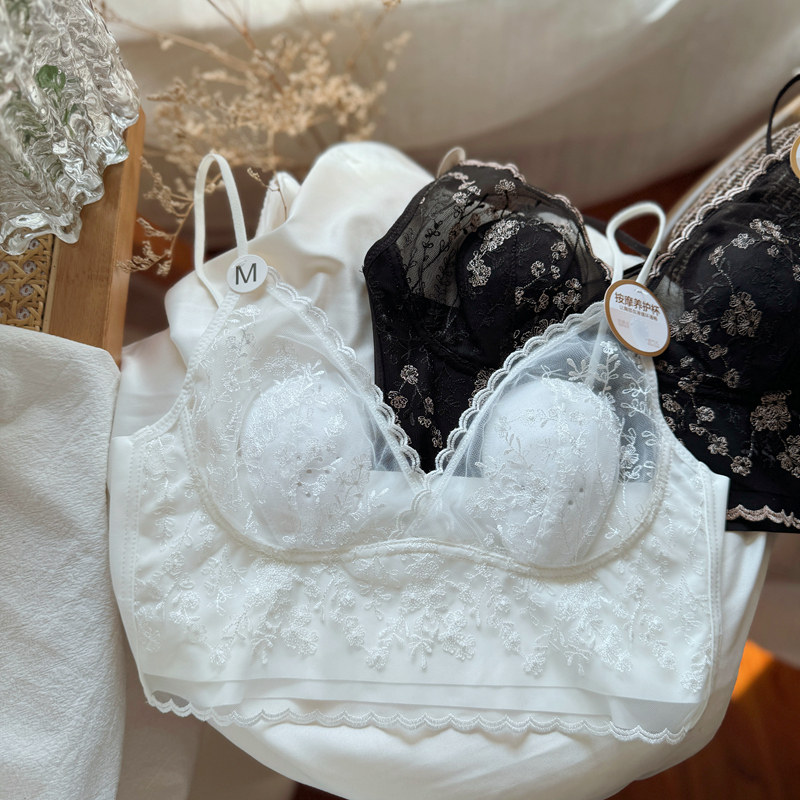 刺绣蕾丝法式内衣女士文胸无钢圈吊带胸垫兔耳朵内搭冰丝美背裹胸详情10