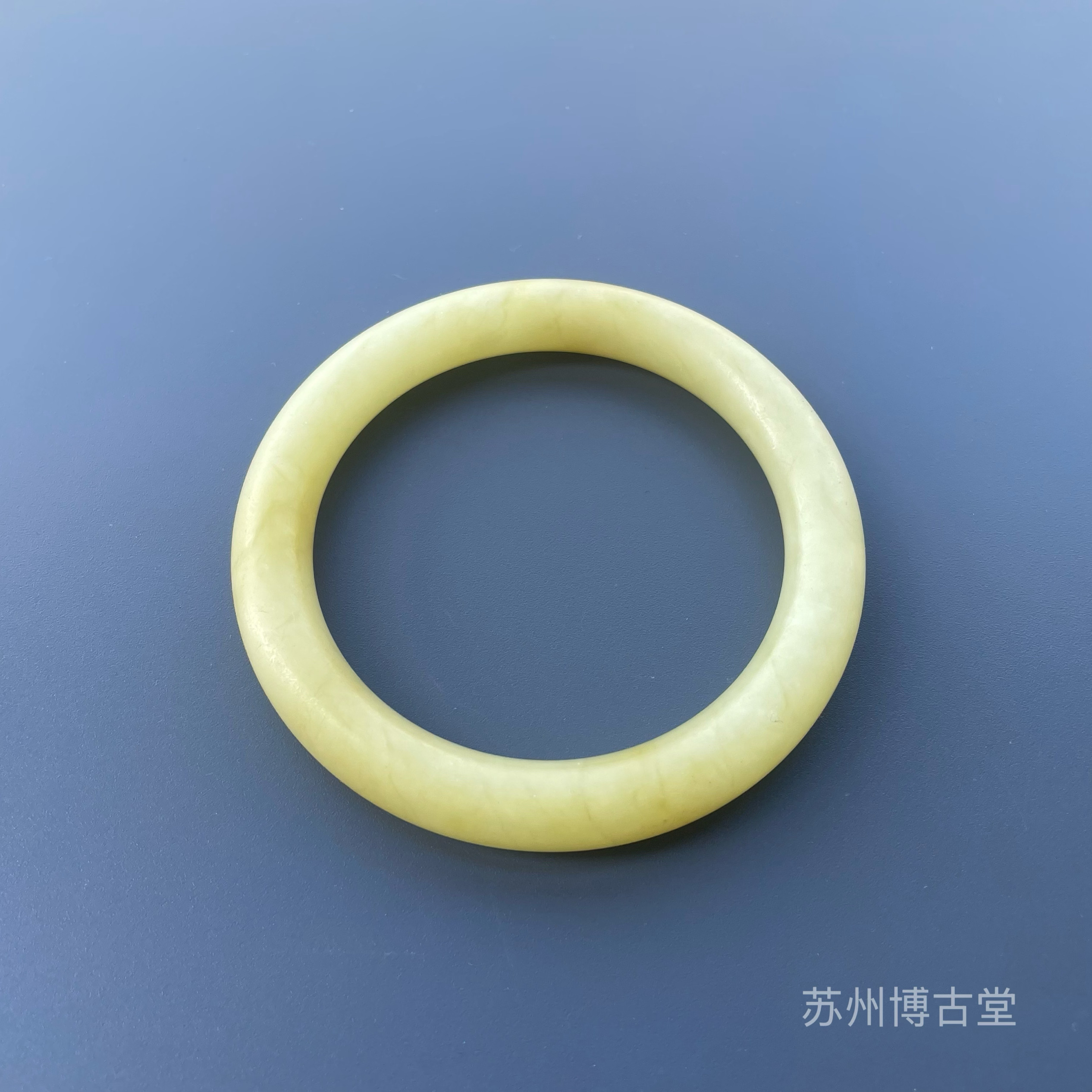 товар из китая 传世老包浆清代民国黄玉手镯老玉首饰玉雕玉器老物件真品保真保老