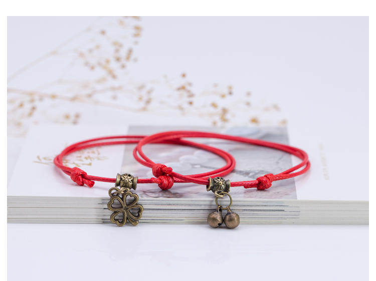 Chị em bạn gái cặp đôi dây đỏ vòng chân nữ phiên bản Hàn Quốc của sinh viên đơn giản retro chuông đỏ dây chuông - Vòng chân lắc chân bạc