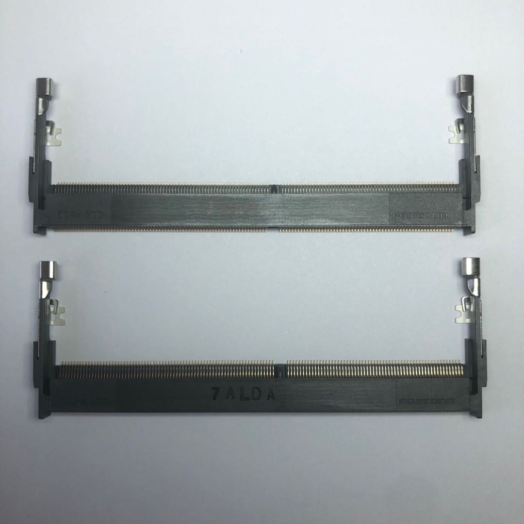 Foxconn FOXCONN AS0A826-H4SB-7H DDR4 260P 4 0H STD Forward Spot