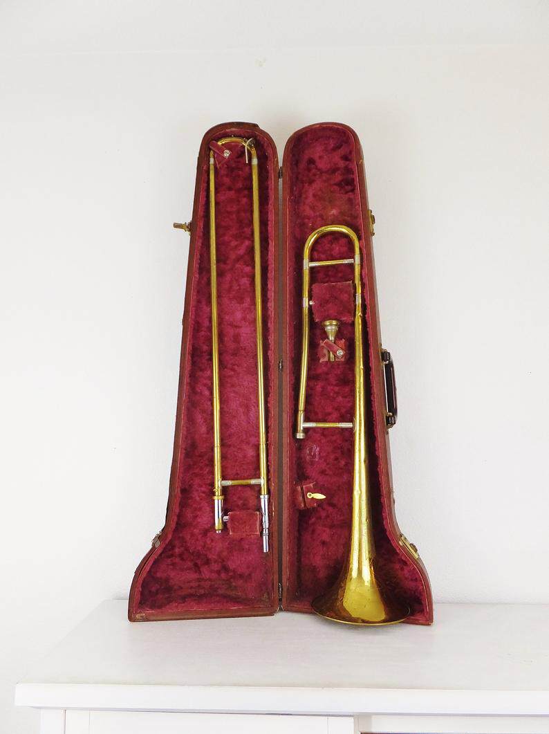 United States Material of Material, ancient 2000 years ago Ancient play antique brass long mascot collection