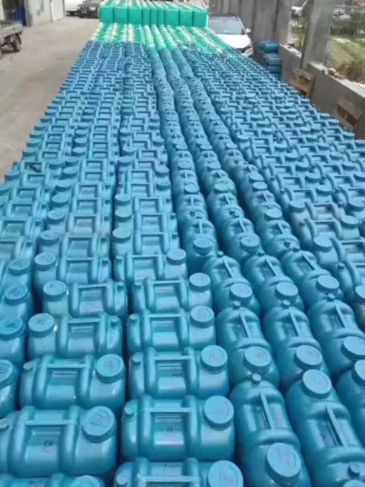 Home foaming agent water aluminum alloy security door adhesive Foam foaming agent fireproof glue Wardrobe cabinet glue glue high temperature