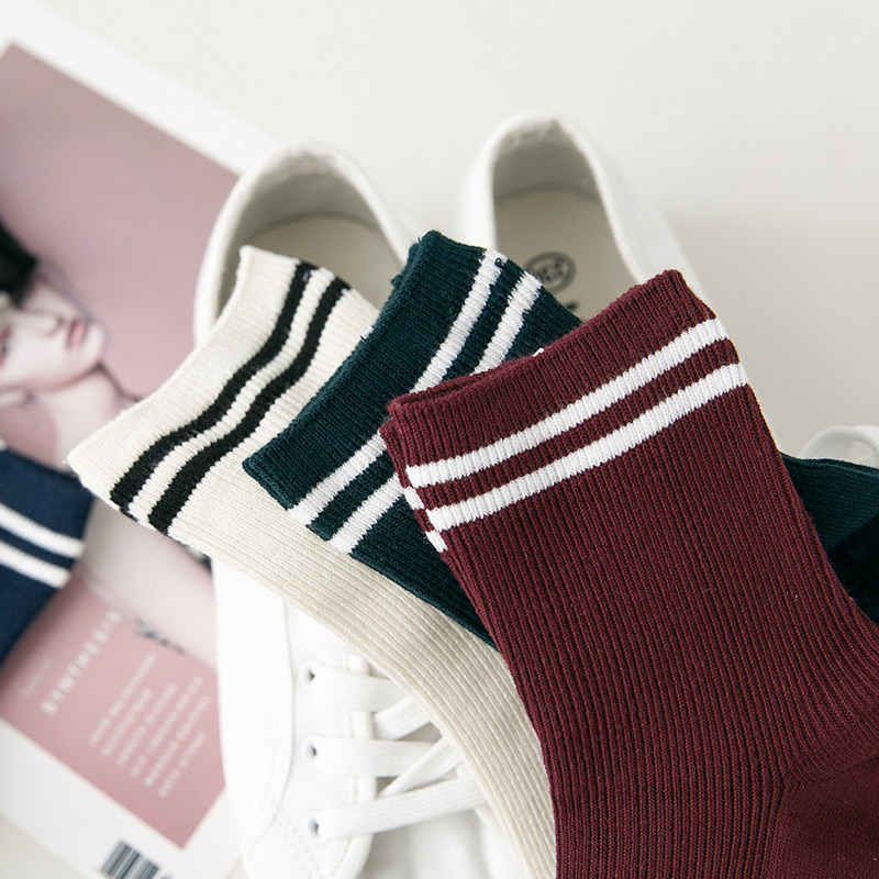 Dành thời gian mùa thu và mùa đông cotton mới đôi kim trong ống cotton nữ tươi đại học gió hai thanh vớ thường tất trắng cao cổ