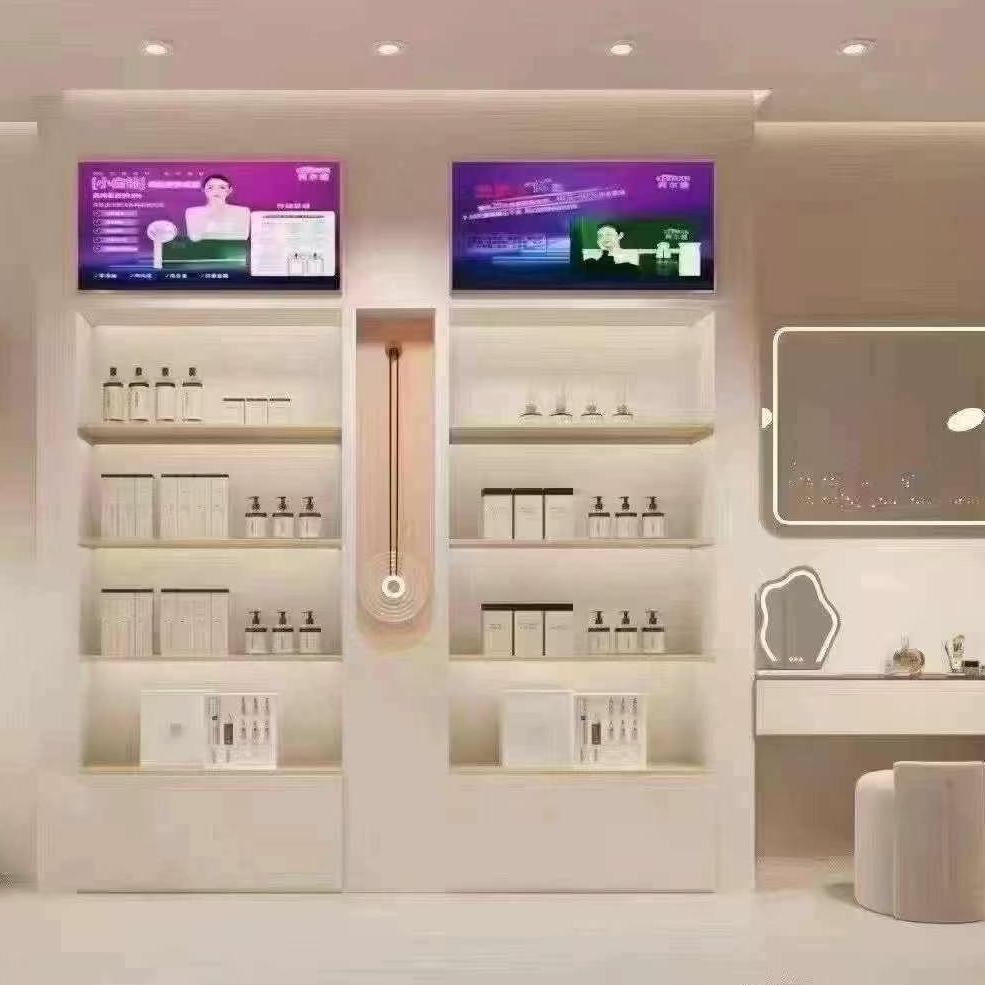 柯尔嫚美容院折扣店的LOGO