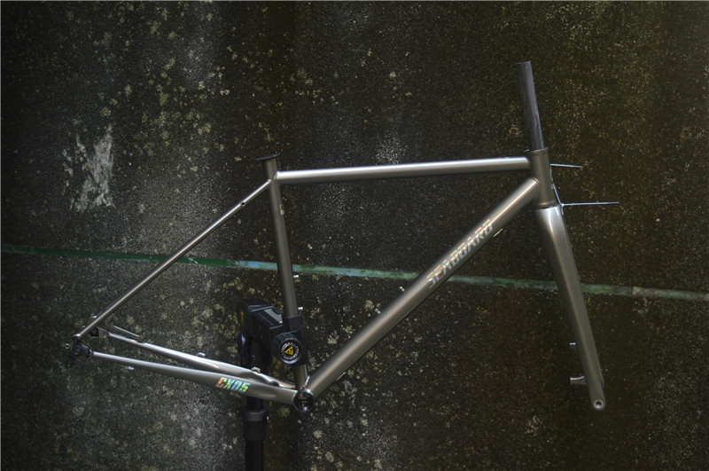 Elaborately crafted, Cloud Bank CX05 barrel shaft, inner trace, spinal canal, thickened downtube heat treatment grave