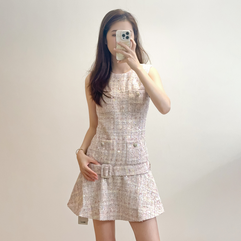 Light Luxury Style Chanel-Inspired Pink Sequined Tweed Dress with Rhinestone Buttons, Sleeveless Waist-Cinching A-Line Dress for Women