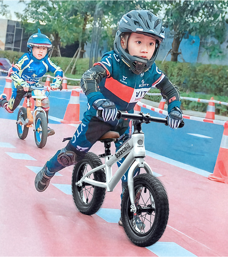 xe thăng bằng starider có tốt không Đức 1 xe cân bằng trẻ em 2 xe trượt bước 3 xe tập đi 5 không đạp xe đạp 7 xe yo bé 8 tuổi - Smart Scooter ván điện cân bằng