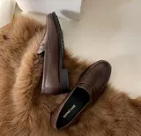 Модные слайдеры, тапочки, летняя обувь, сандалии, сезон 2021