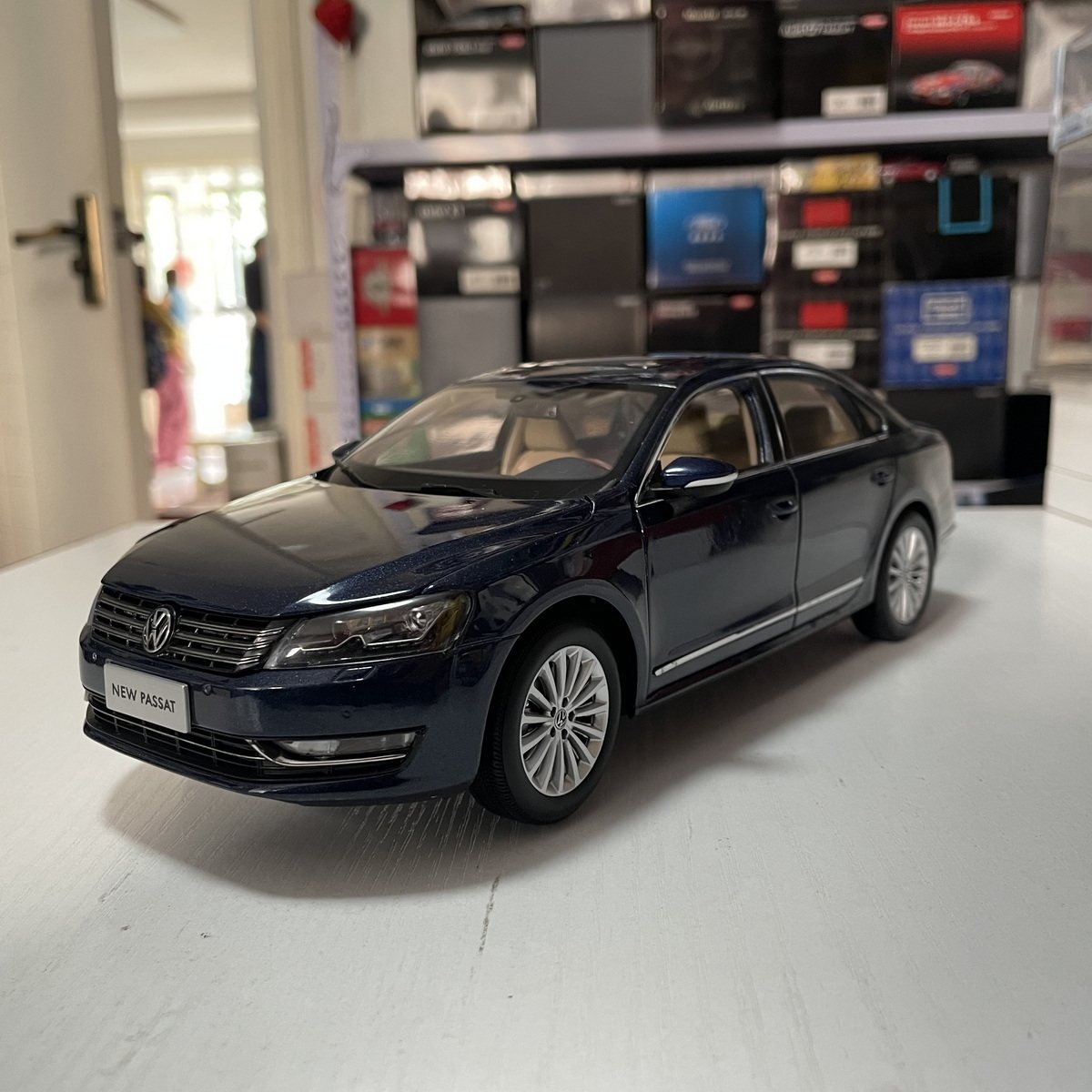 1:18 Анхны Шанхай хотын Volkswagen Passat PASSAT VW PASSAT B7 2011 оны автомашины загвар цэнхэр