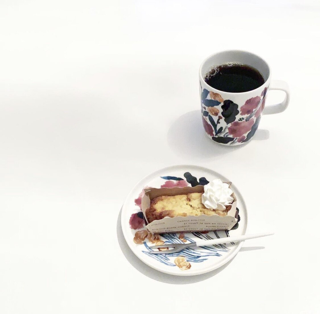 nmchic discontinued Finnish winter floral watercolor painting Mark cup holding a small round dish