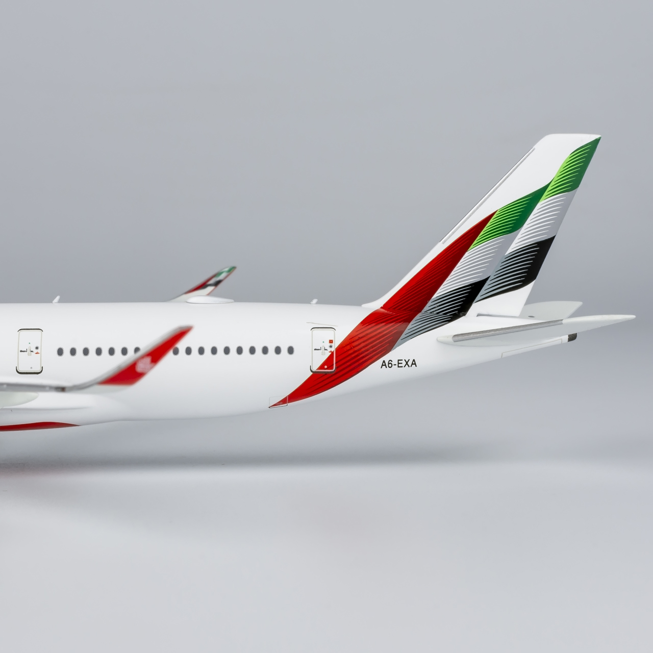 NG 1/400 Emirates airline Airbus A350-900 A6-EXA 39072