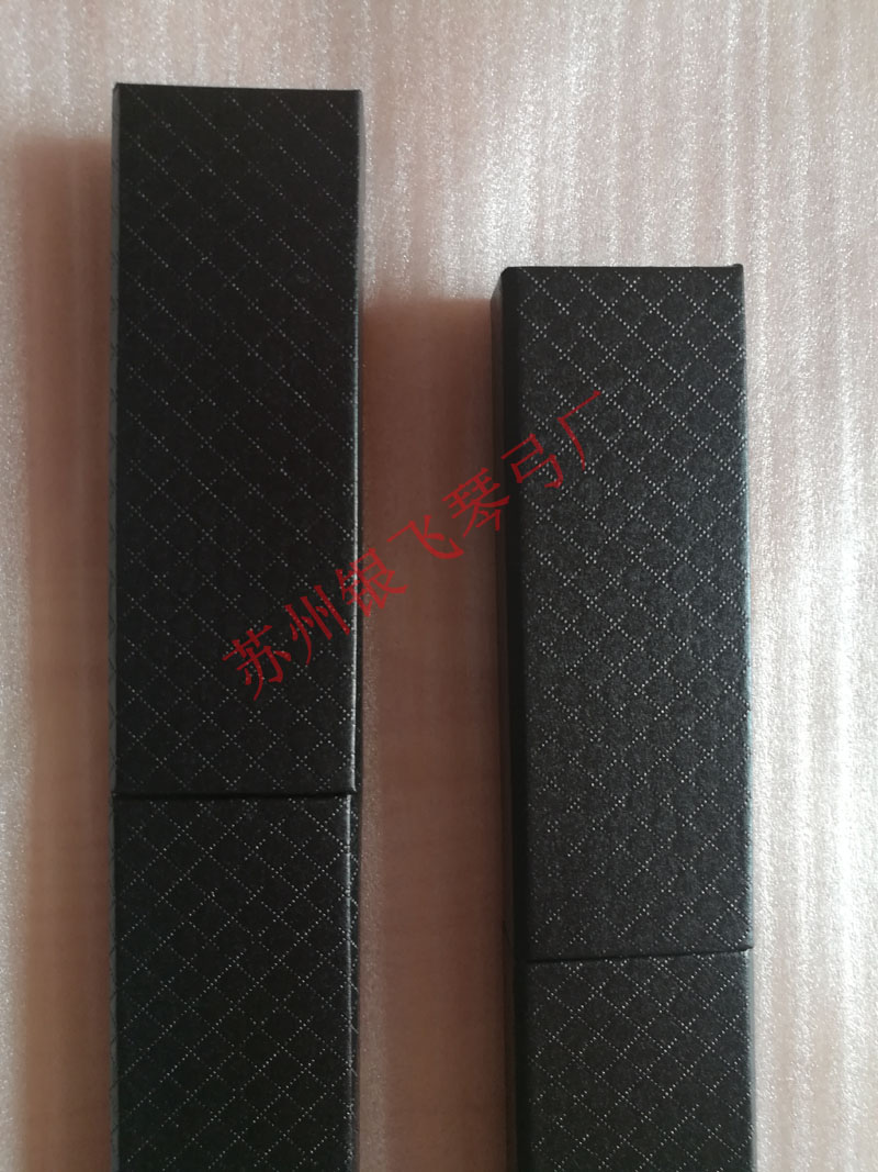 Violin bow bow box 4 4 4 can be put small and medium violin bow Universal black plaid paper bow box