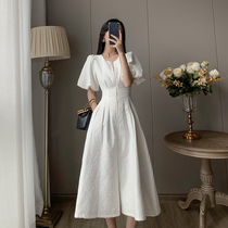 White dress Summer 2022 new French waist-tightening goddess Fan puff sleeves temperament slim slim long skirt