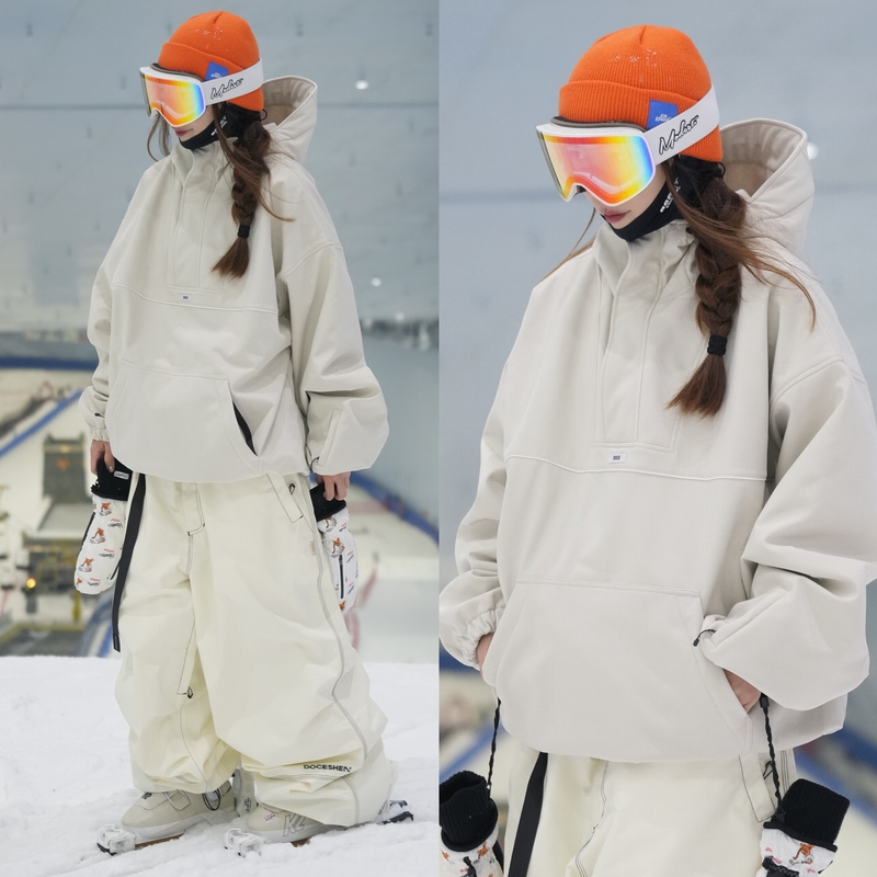 Shen Xiaoxian Doceshen Softshell Windproof and Waterproof Fleece-Lined Sweatshirt Hoodie Ski Jacket with Almond Beige Color