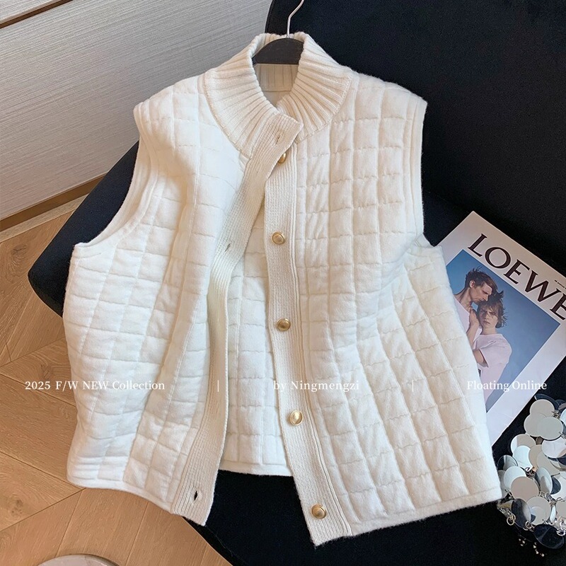 White Plaid Stand-Up Collar Knitted Sleeveless Vest for Women 2025 Autumn and Winter New High-End Simple Elegant Layered Top Korean Style White Plaid Stand-Up Collar Knitted Sleeveless Vest for Women 2025 Autumn and Winter New High-End Simple Elegant Layered Top Korean Style