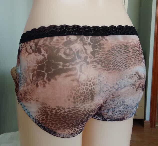 Slip Moyen-âge sexy en nylon - Ref 650227 Image 7