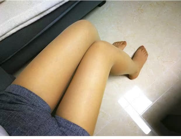 Chất liệu thun cao su vô hình có độ đàn hồi cao, nhung siêu mềm thoải mái, mặt nạ mềm mịn và vớ chống móc mềm mại vớ quần