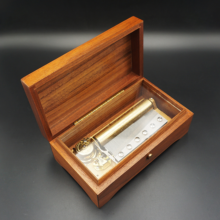 Classic trilogy 72 combed 3 tunic Swiss REUGE Baroness eight-tone box Music Box Music Box Dancer