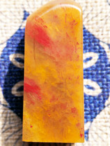 Natural Changhua Tianhuang chicken blood stone seal and seal carving (good luck nephrite base Bahrain Shoushan Laos Tianhuang stone