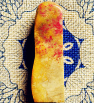 Natural Changhuatan yellow chicken blood stone accompanying seal soft bottom belt stone skin warm and delicate Bahrain Laos field Yellow Stone