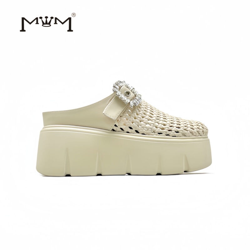 8cm Sheepskin Thick-Soled Woven Mule Sandals, Original Design with Rhinestones for Petite Individuals, Suitable for Daily Commuting