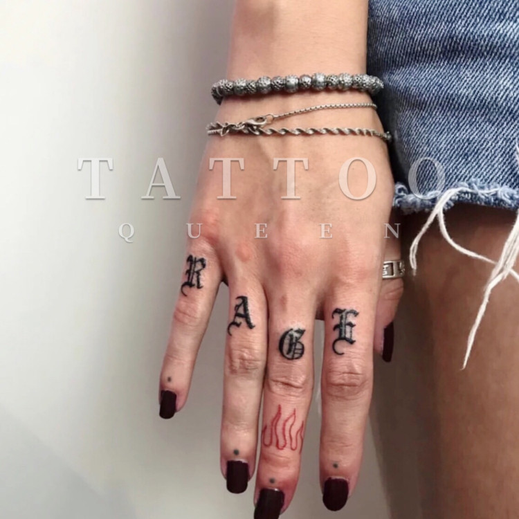 Flower arm queen TATTOO QUEEN 3 dark gothic English alphabet red flame mole finger tattoo stickers