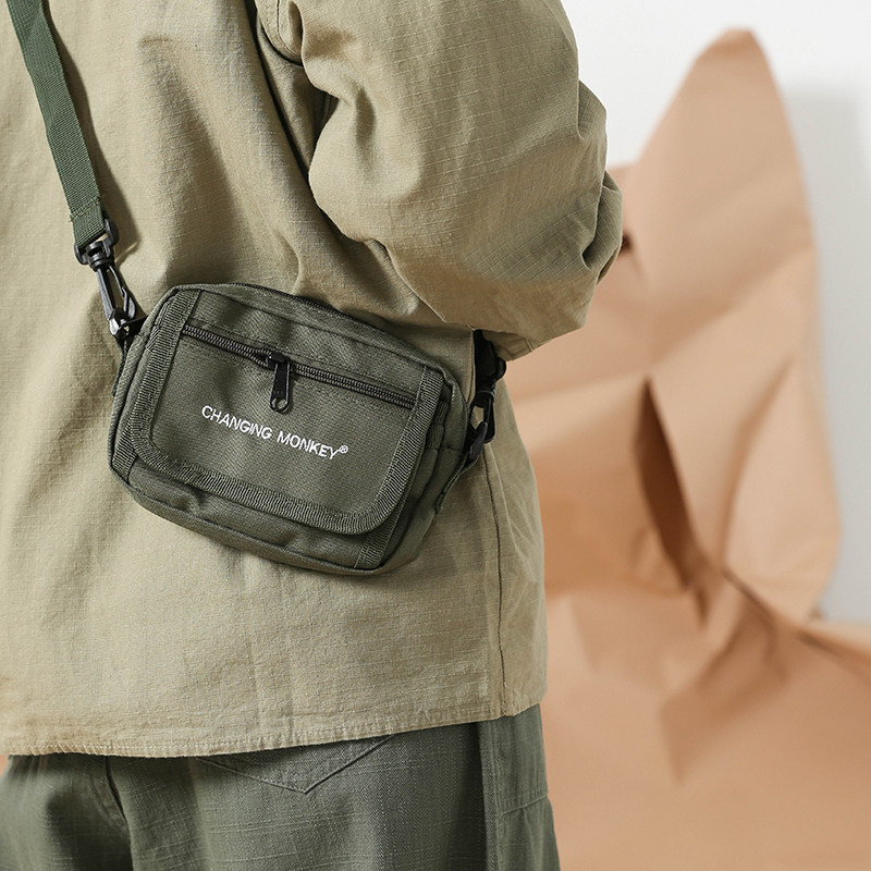 Joker Japanese tooling diagonal cross-functional wind with girl boy messenger bag tide ins small square bag underarm bag