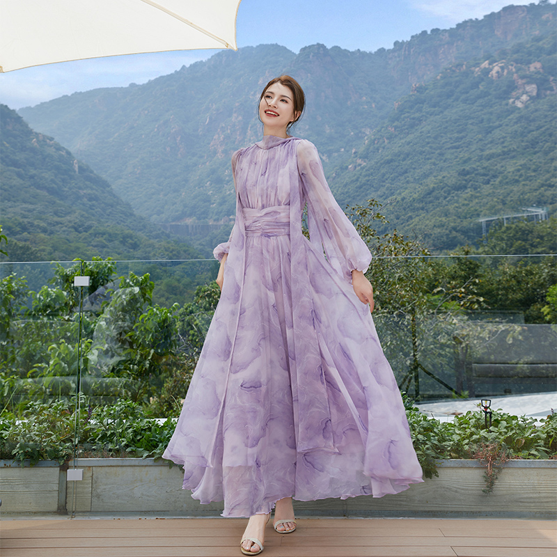Light Purple French-Style High-End Dress with a Flowing Neckline and Waist-Cinching Design, Slimming and Elegant, Women's Spring Long Dress